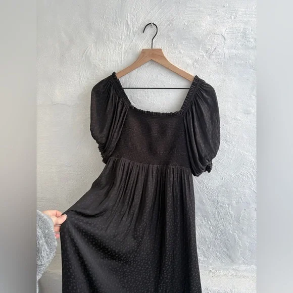 HATCH Maternity Elia Dress in size 2 - Picture 11 of 12